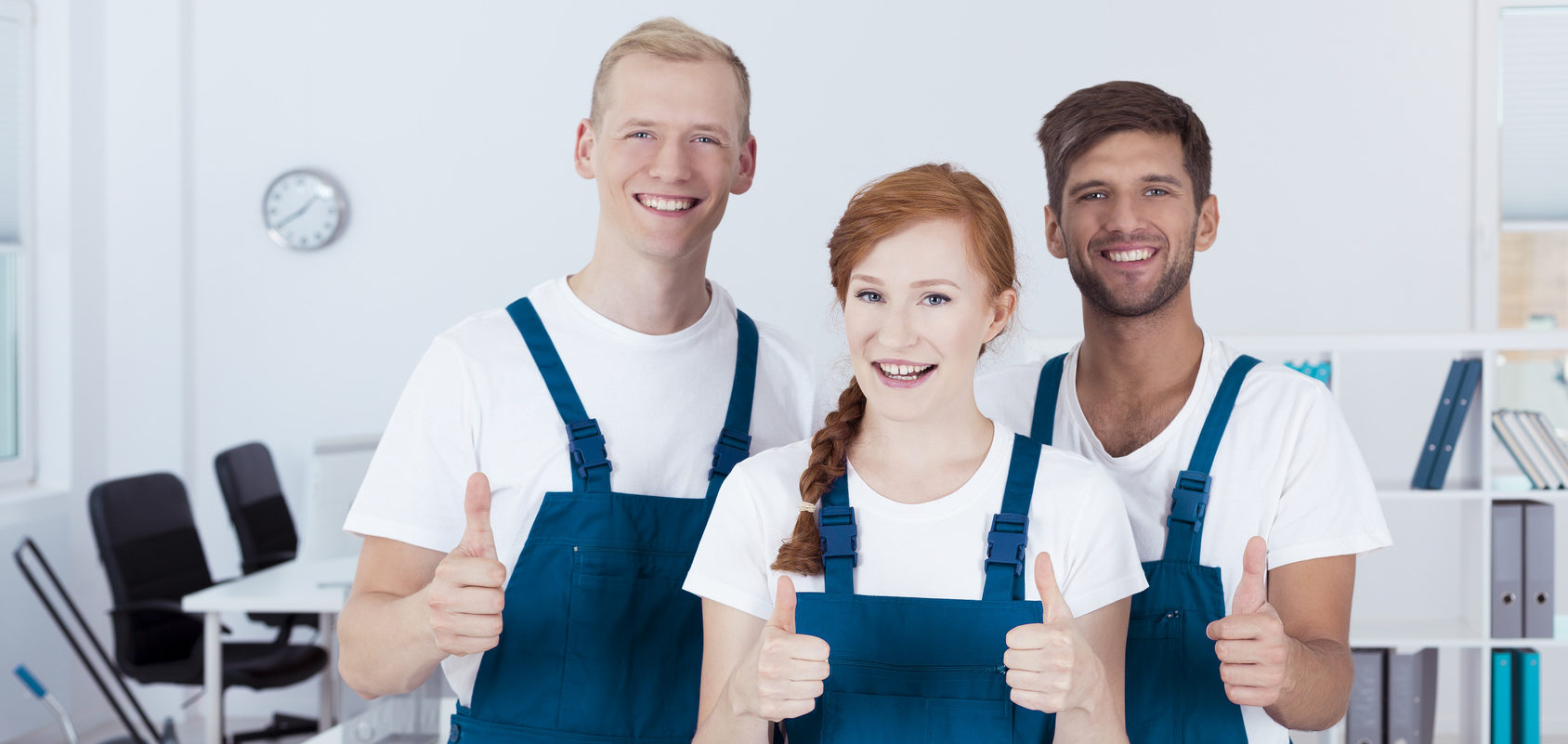 Ein glückliches Team der Ö&I Clean GmbH. Dank der Stellenangebote sind unsere Mitarbeiter allerbester Laune 