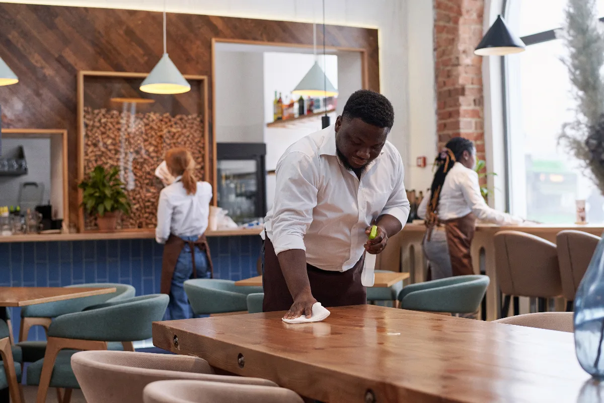 Restaurant cleaning