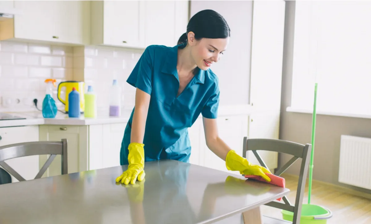 Apartment cleaning